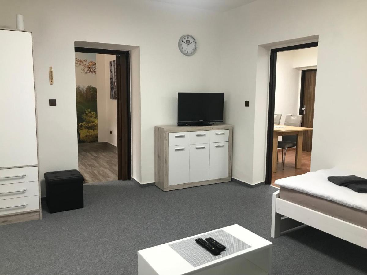 Cyklo-Moto Apartman Lomnice nad Lužnicí Exterior foto